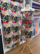 Load image into Gallery viewer, Floral linen viscose