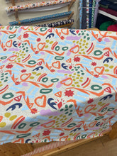 Load image into Gallery viewer, Geometric motifs alpine fleece
