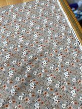 Load image into Gallery viewer, Floral cotton poplin

