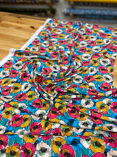 Load image into Gallery viewer, Floral viscose
