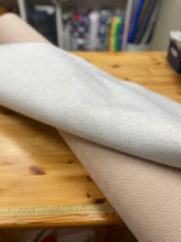 Load image into Gallery viewer, Table protector
