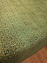 Load image into Gallery viewer, Christmas green
