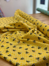 Load image into Gallery viewer, Bee collection cotton poplin
